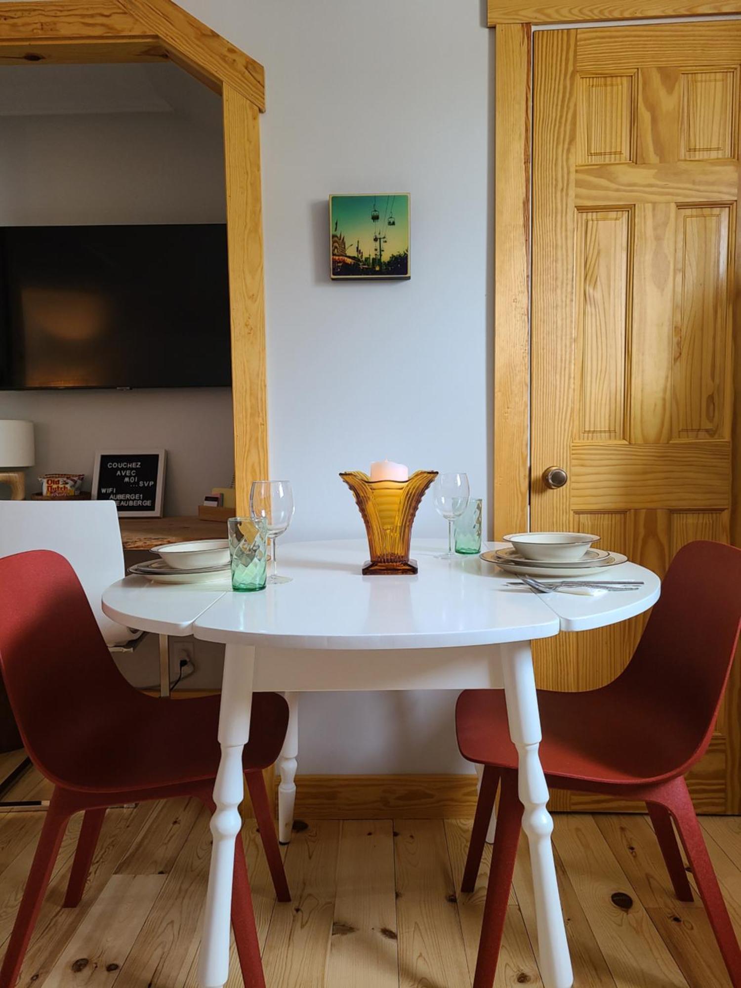 La Petite Auberge Sur Queen Rawdon Ngoại thất bức ảnh